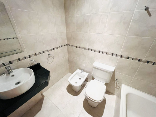 Departamento 2 Amb Con Entrepiso Balcon En Palermo
