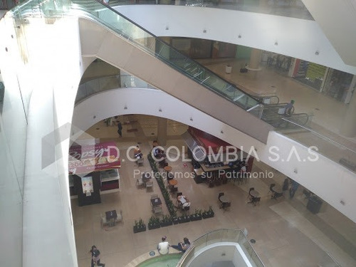 Imagen 4 de 19 de Locales En Venta Centro Comercial Acqua 815-1635