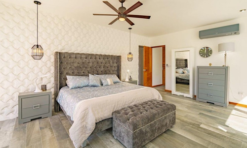 Imagen 17 de 30 de Venta Casa C/aberca, Lujo Y Gran Diseno Y Eficiencia En Play