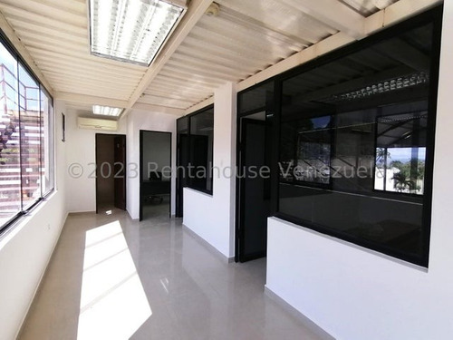 Imagen 29 de 30 de Galpon En Alquiler Intercomunal Cabudare, Oficinas, Código 23-29238, Mb 03/05