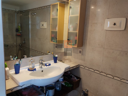 Venta Apartamento 3 Dormitorio Y Dependencia, Peninsula, Punta Del Este- Ref: 8445