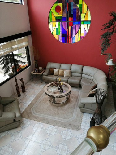Imagen 5 de 16 de Casa En Venta Urb. El Hatillo 19705