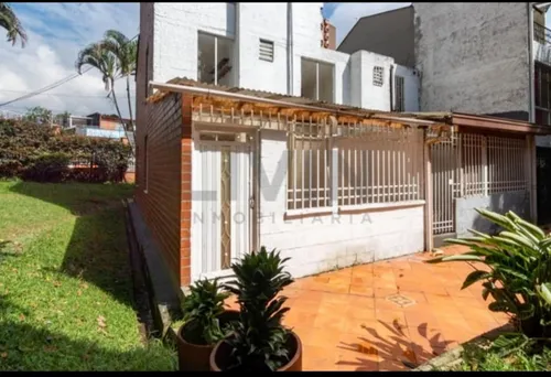 Casa Unifamiliar En Unidad Cerrada