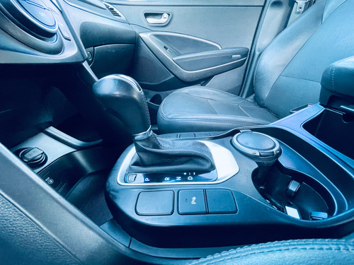 Hyundai Santa Fe 2.4 Premium 7as 6at 4wd