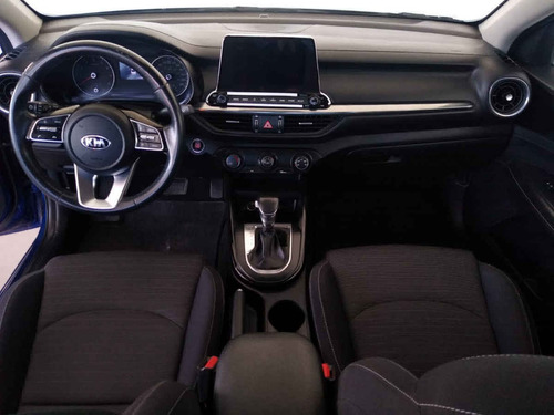 Imagen 12 de 15 de Kia Forte Sedan 2019 4p Ex, 2.0 L Mpi Atkinson Ta6, Ba, Bl,