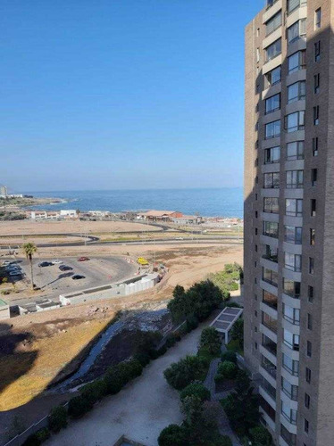 Imagen 2 de 30 de Avenida Cerro Paranal 320