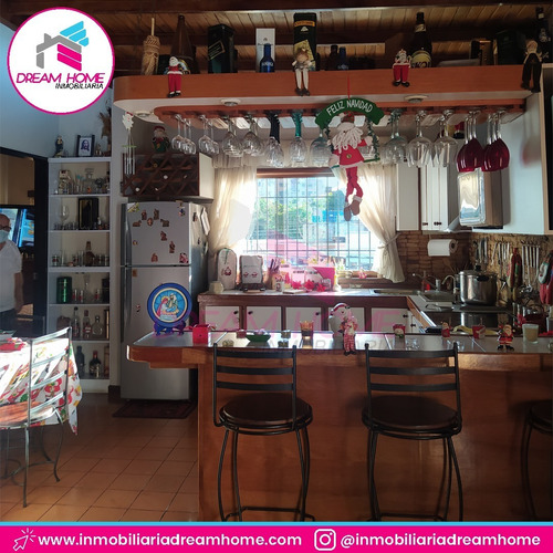 Imagen 6 de 10 de Casa Av Tosta Garcia , Centro - Charallave