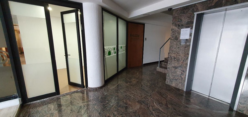 Oficina De 120m2 Por Av De Las Fuente En Lomas De Tecamachalco