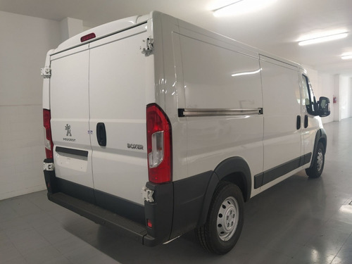 Imagen 21 de 21 de Peugeot Boxer