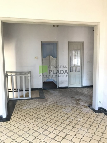 Imagen 7 de 15 de Apartamento 3 Dormitorios De Altos En Pleno Centro De San Carlos