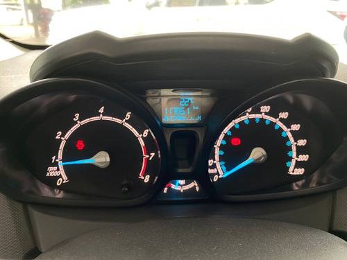 Imagen 7 de 11 de Ford Fiesta 1,6 L S Plus - Nafta - 2015