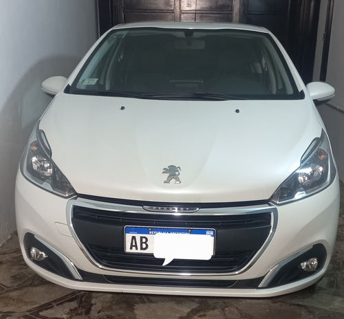 Peugeot 208 1.6 Allure