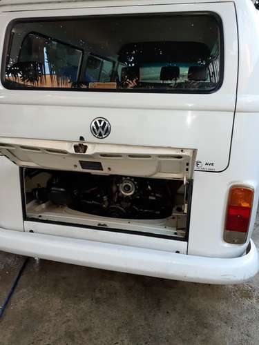 Volkswagen Kombi 1.6 3p Gasolina 2004