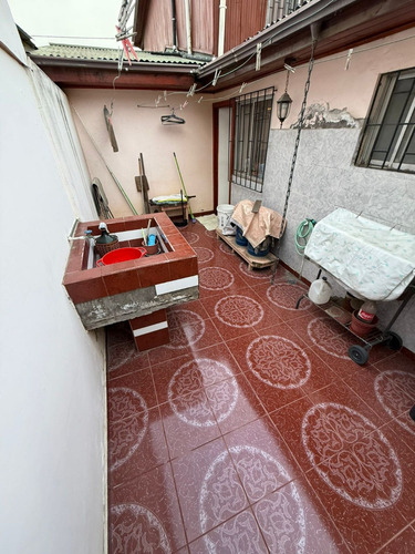 Se Vende Casa En Pudahuel Sur, Pasaje Doce De Octubre, 3d+1b