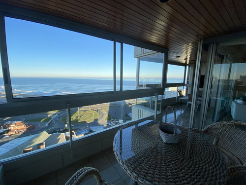 Imagen 2 de 19 de Apartamento - Playa Mansa