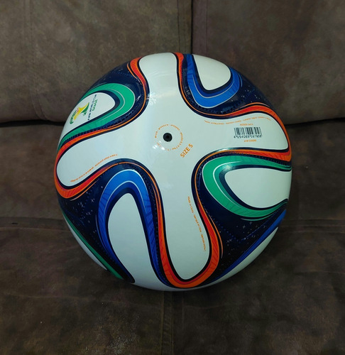 Imagen 2 de 4 de Balón Diseño Brazuca Glider N 5