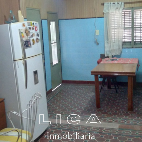 Imagen 4 de 12 de En Venta Inmueble Sobre Excelente Lote En Calle Hipólito Yrigoyen Nº 2862 De La Ciudad De San Lorenzo