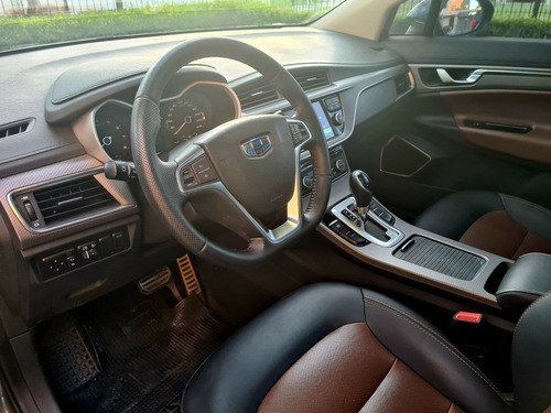 Imagen 5 de 13 de Geely Emgrand Gsp At6 2018 40.000km Fcio T/usado Oport!