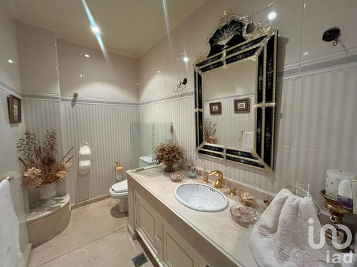 Venta Casa 5 Ambientes Lomas De Chapultepec Vii Sección