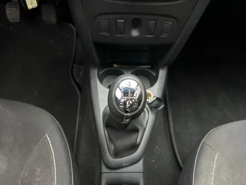 Renault Logan 1.6 Polar Mecánico Fe Aa