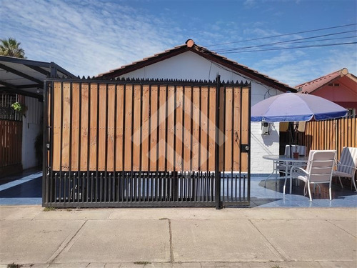 Imagen 1 de 21 de Casa De Un Piso, Metro Las Parcelas, Comuna De Maipú