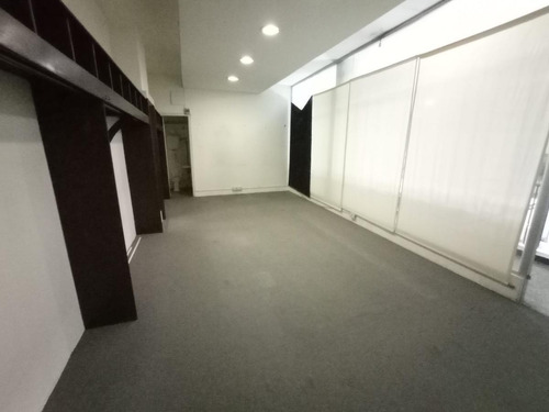 Imagen 5 de 15 de Oficina -sobre 18 De Julio, Excelente Piso Con Varias Oficinas O Locales Comerciales! Al Lado Torre Del Gaucho.