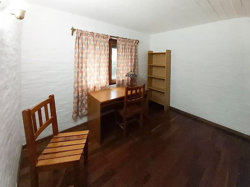 Hermosa E Importante Casa En Altos Del Pinar, Con Piscina!
