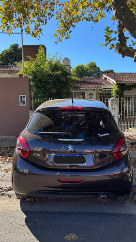 Peugeot 208 1.6 Allure