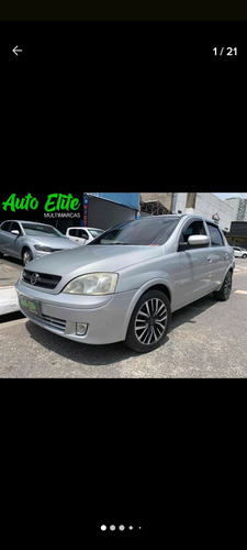 Chevrolet Corsa Sedan 1.8 Flex Power 4p