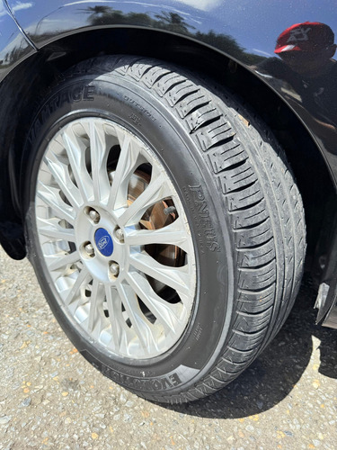 Ford Fiesta Titanium
