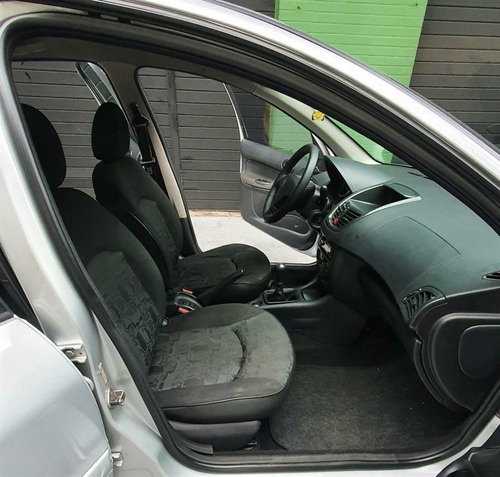 Peugeot 207 Passion 1.4 8v Flex Completo + Ar