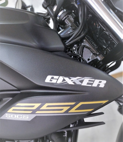 Imagen 7 de 9 de Gixxer 250 Suzuki 2024