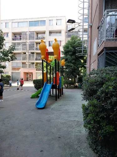 Vende Depto Dúplex 2d + 1b - Metro Conchalí