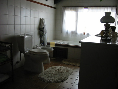 Imagen 8 de 28 de Venta De Casa De 3 Dormitorios En El Chorro