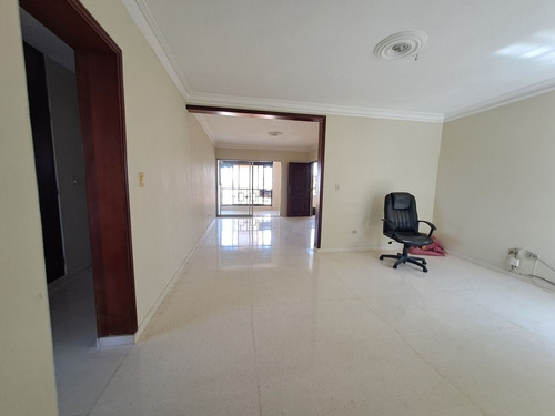 Apartamento 4to Piso Urb. Solimar Proximo A Unicaribe