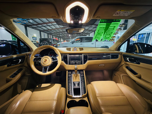 Porsche Macan Turbo 2015