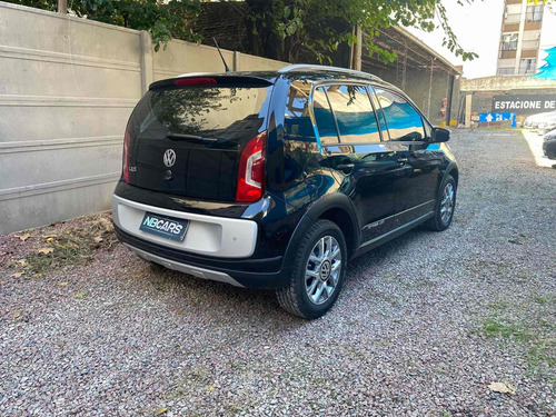 Volkswagen Up! 2017 1.0 Cross Up!