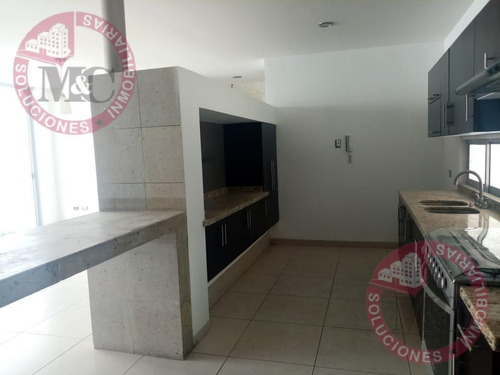 En Venta Casa Moderna En Real Del Molino