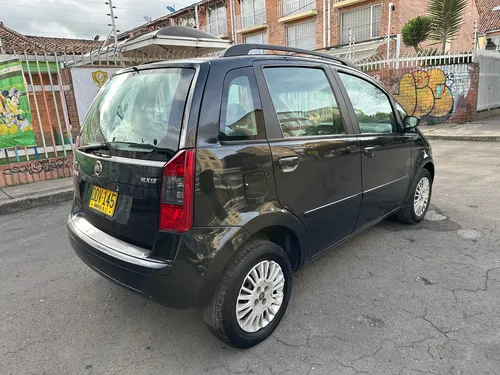Fiat Idea 1.8 Hlx