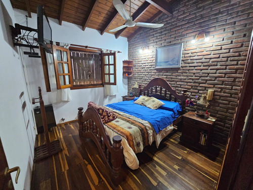 Casa En Venta 5 Ambientes En Ituzaingó Norte