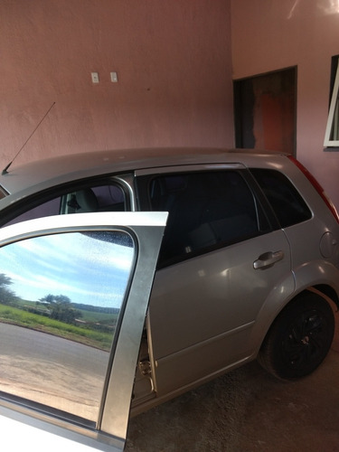 Ford Fiesta 2006 1.6 Flex 5p