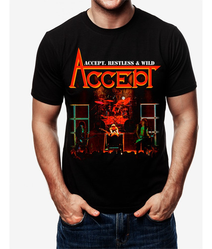 Polera Accept - Restless And Wild