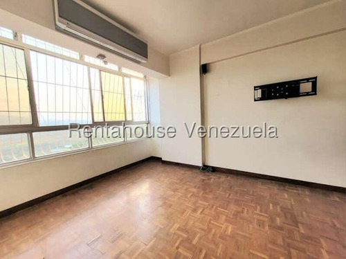 Estefani Salon Vende Apartamento Duplex En Nueva Segovia-lara-25-17768