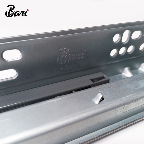 Corredera De Montaje Oculto Con Push Open 35 Cm Marca Bari