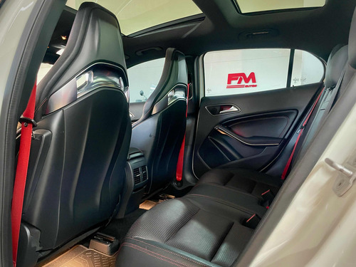Mercedes-Benz Clase GLA 2.0 Gla45 Amg 381cv