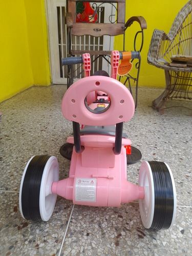 Imagen 4 de 6 de Triciclo Eléctrico Para Niña Original