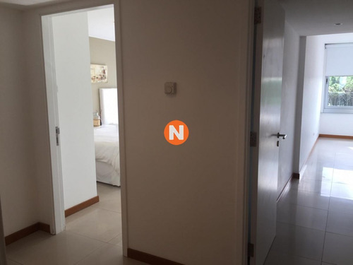 Imagen 19 de 25 de Amplio Apartamento En La Brava En Venta - Punta Del Este Brava
