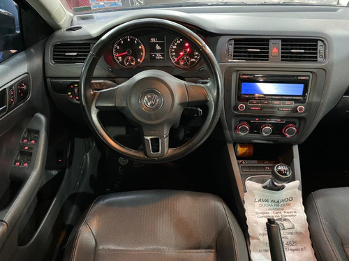 Volkswagen Jetta 2012 2.0 Comfortline Flex 4p Manual