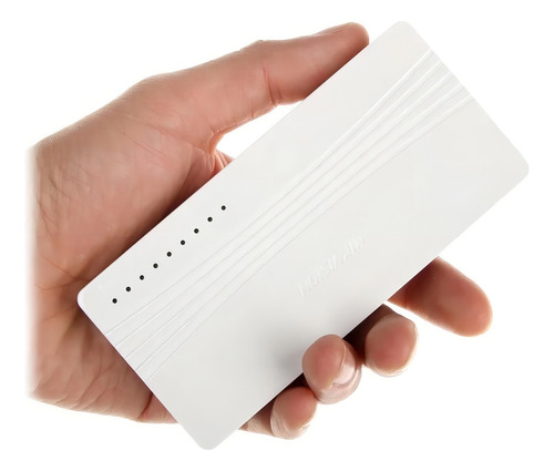 Switch Conmutador Hikvision 10/100 Ds-3e0108d-e De 8 Puertos