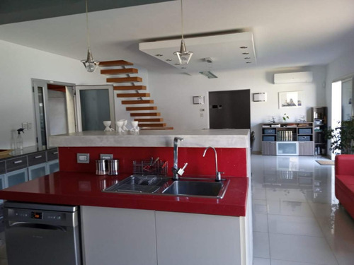 Imagen 9 de 30 de Housing En Venta, 3 Dormitorios, Arguello, Zona Norte, Córdoba.